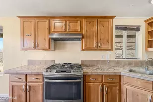 6627 S Veterans Ln, Hereford, AZ 85615 - Photo 11