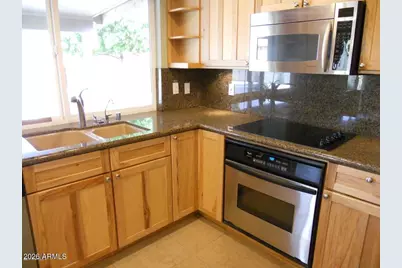 15821 N 9th Place, Phoenix, AZ 85022 - Photo 7