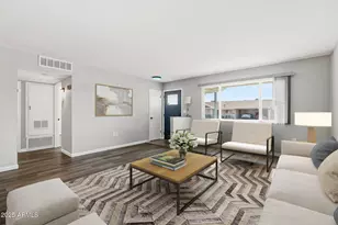 10002 W Tarrytown Ave, Sun City, AZ 85351 - Photo 5