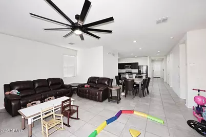 18556 W Buckskin Trail, Wittmann, AZ 85361 - Photo 9