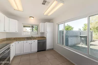 5252 N 102nd Avenue, Glendale, AZ 85307 - Photo 17