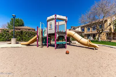 970 W Aspen Way, Gilbert, AZ 85233 - Photo 31