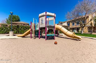 970 W Aspen Way, Gilbert, AZ 85233 - Photo 31