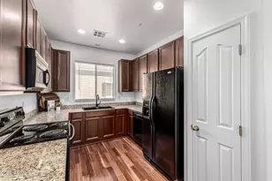 970 W Aspen Way, Gilbert, AZ 85233 - Photo 3