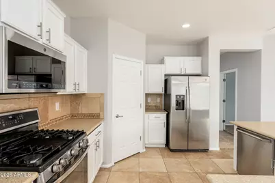 7371 W Kings Avenue, Peoria, AZ 85382 - Photo 7