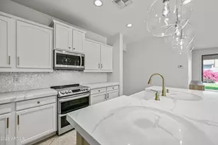 23862 W Gibson Ln, Buckeye, AZ 85326 - Photo 17