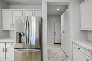 23862 W Gibson Ln, Buckeye, AZ 85326 - Photo 13