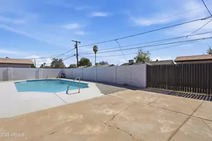 3327 W Wethersfield Rd, Phoenix, AZ 85029 - Photo 31