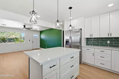 3327 W Wethersfield Road, Phoenix, AZ 85029 - Photo 9