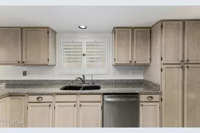 4053 E Sunnyside Drive, Phoenix, AZ 85028 - Photo 13