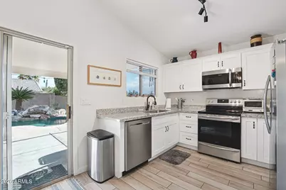 15051 W Kings Drive, Surprise, AZ 85374 - Photo 11