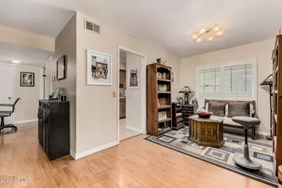 5221 N 24th Street #208, Phoenix, AZ 85016 - Photo 9