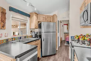 401 Hawks Eye Dr, Apache Junction, AZ 85119 - Photo 13