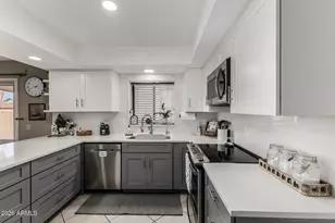 10018 E Watford Way, Sun Lakes, AZ 85248 - Photo 13