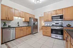 1201 E Rose Ln, Phoenix, AZ 85014 - Photo 7