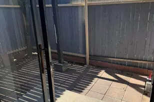 286 W Palomino Dr, Chandler, AZ 85225 - Photo 9