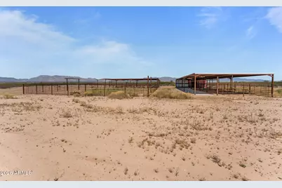 72901 70 1/2 Street, Wenden, AZ 85357 - Photo 19