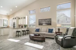 3813 N Morning Dove Cir, Mesa, AZ 85207 - Photo 23