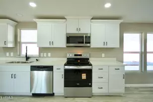 1470 S Bowman Rd, Apache Junction, AZ 85119 - Photo 21