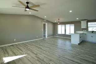 1470 S Bowman Rd, Apache Junction, AZ 85119 - Photo 17