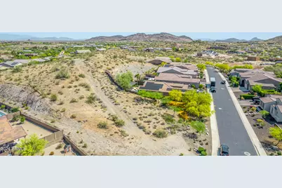 9613 W Staghorn Road, Peoria, AZ 85383 - Photo 21