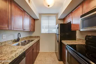 4204 N 38th St, Phoenix, AZ 85018 - Photo 7