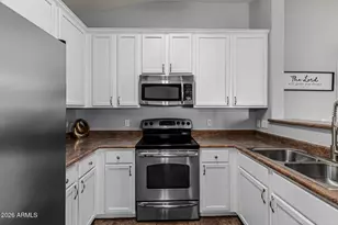 462 N 168th Ln, Goodyear, AZ 85338 - Photo 7