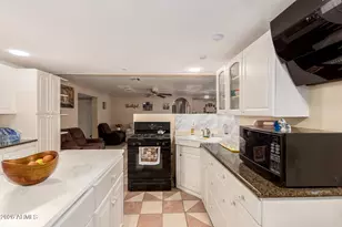 251 S 90th Pl, Mesa, AZ 85208 - Photo 15