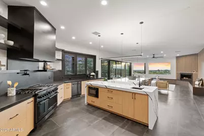 3135 E Palo Verde Drive, Phoenix, AZ 85016 - Photo 9