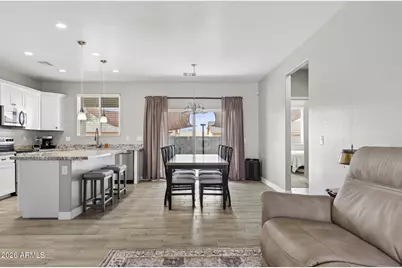 10195 W Catalina Drive, Arizona City, AZ 85123 - Photo 7