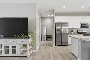 10195 W Catalina Dr, Arizona City, AZ 85123 - Photo 17