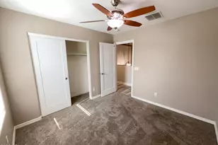 1099 E Sourwood Dr, Gilbert, AZ 85298 - Photo 25