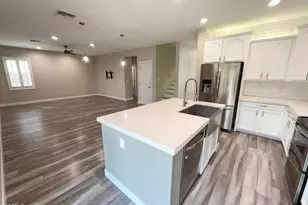 1099 E Sourwood Dr, Gilbert, AZ 85298 - Photo 17