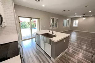 1099 E Sourwood Dr, Gilbert, AZ 85298 - Photo 13