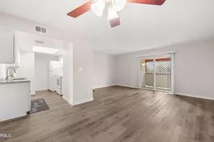 4211 E Palm Ln, Phoenix, AZ 85008 - Photo 29