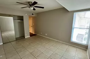 4211 E Palm Ln, Phoenix, AZ 85008 - Photo 13