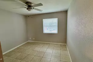 4211 E Palm Ln, Phoenix, AZ 85008 - Photo 9