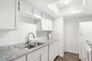 4211 E Palm Ln, Phoenix, AZ 85008 - Photo 31