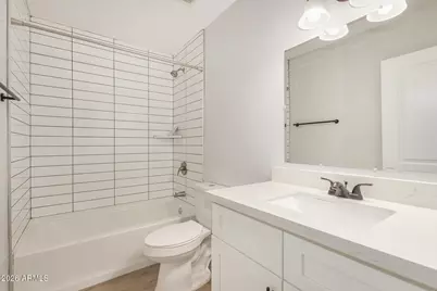 2201 E Montecito Avenue, Phoenix, AZ 85016 - Photo 11