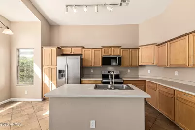 13817 W Rovey Avenue, Litchfield Park, AZ 85340 - Photo 11