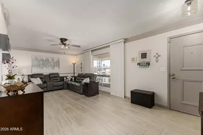 9227 W Meadow Hills Drive, Sun City, AZ 85351 - Photo 5