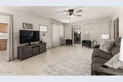 9227 W Meadow Hills Drive, Sun City, AZ 85351 - Photo 7