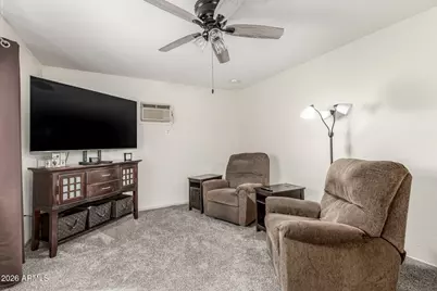 9227 W Meadow Hills Drive, Sun City, AZ 85351 - Photo 11