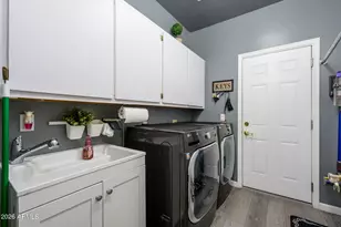 1913 W Aspen Ave, Gilbert, AZ 85233 - Photo 45