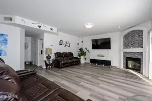 1913 W Aspen Ave, Gilbert, AZ 85233 - Photo 19