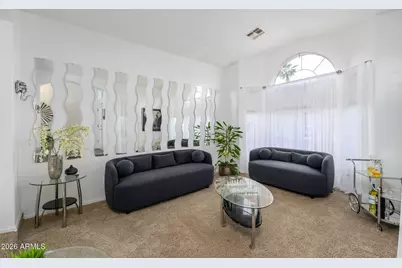 1913 W Aspen Avenue, Gilbert, AZ 85233 - Photo 7