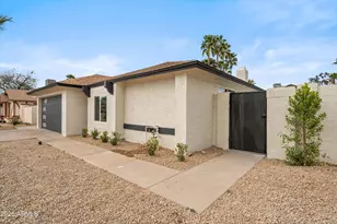 6432 E Paradise Ln, Scottsdale, AZ 85254 - Photo 17