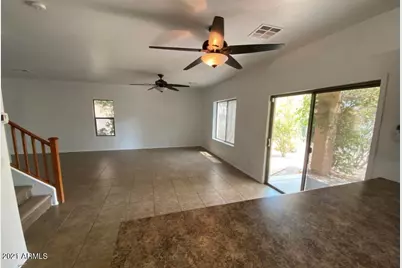 345 S 166th Drive, Goodyear, AZ 85338 - Photo 3