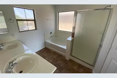 345 S 166th Drive, Goodyear, AZ 85338 - Photo 9