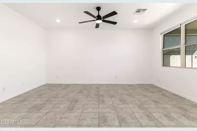 17359 W Sunnyslope Lane, Waddell, AZ 85355 - Photo 11